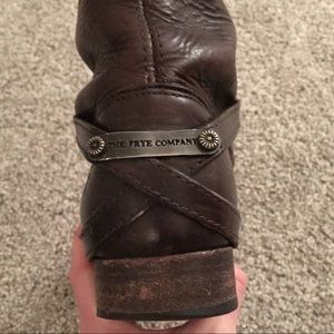 Frye boots; Lindsay Plate